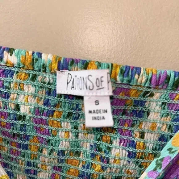 Patrons of  Peace Floral Cropped Tank - Picture 3 of 4